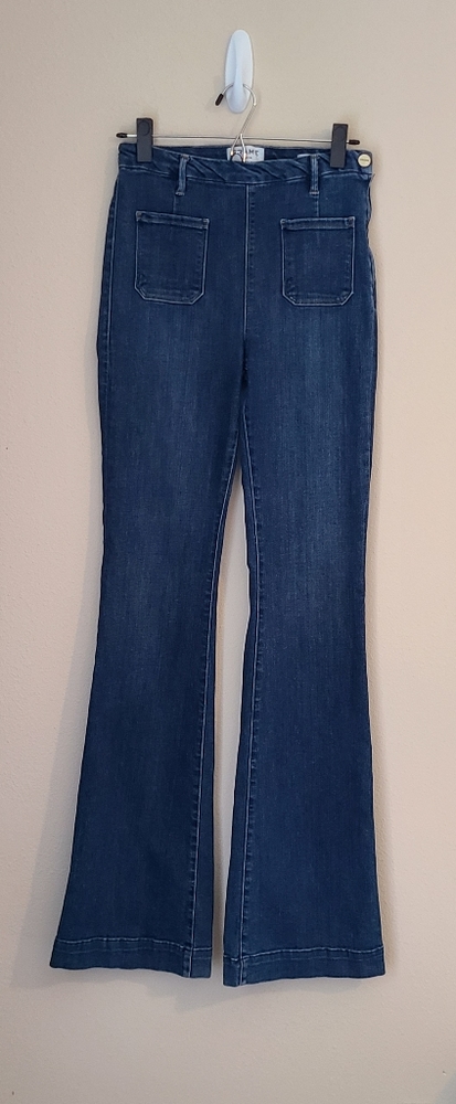 Frame Le High Flared Jeans. Size 28